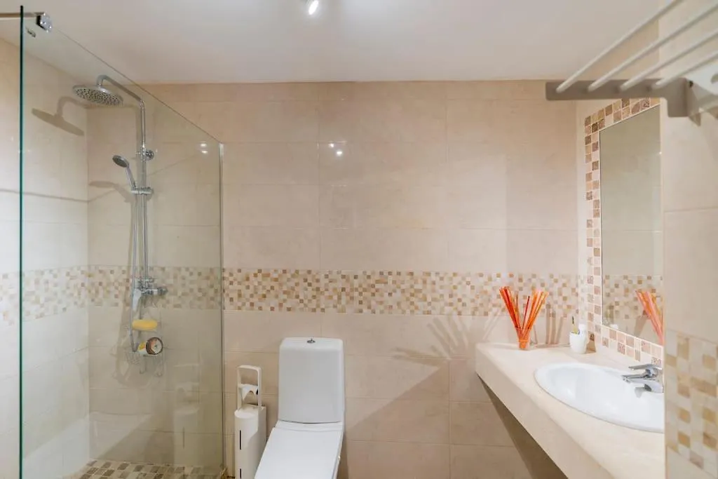 דירות בנאלמדנה 4 Bed Duplex With Stunning Sea Views