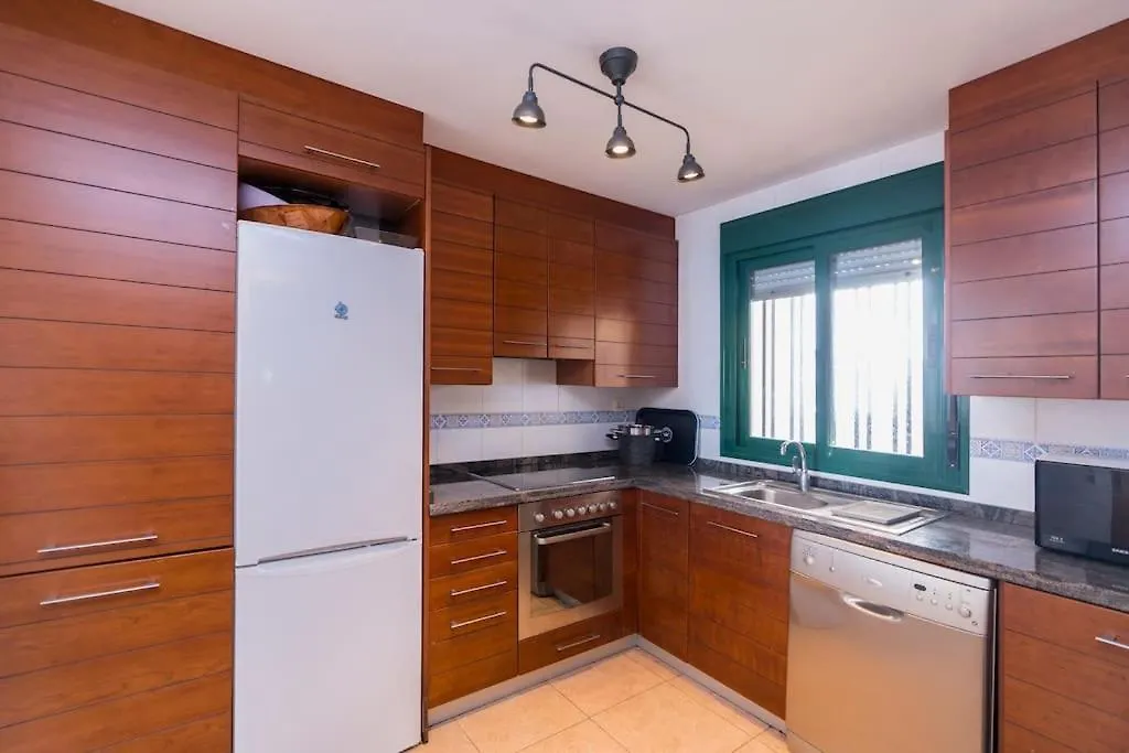 דירות בנאלמדנה 4 Bed Duplex With Stunning Sea Views ספרד